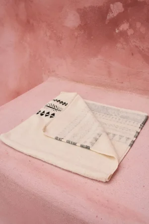 Devotion TWINS Bath Towel Small-Black/Offwhite^Women Towels